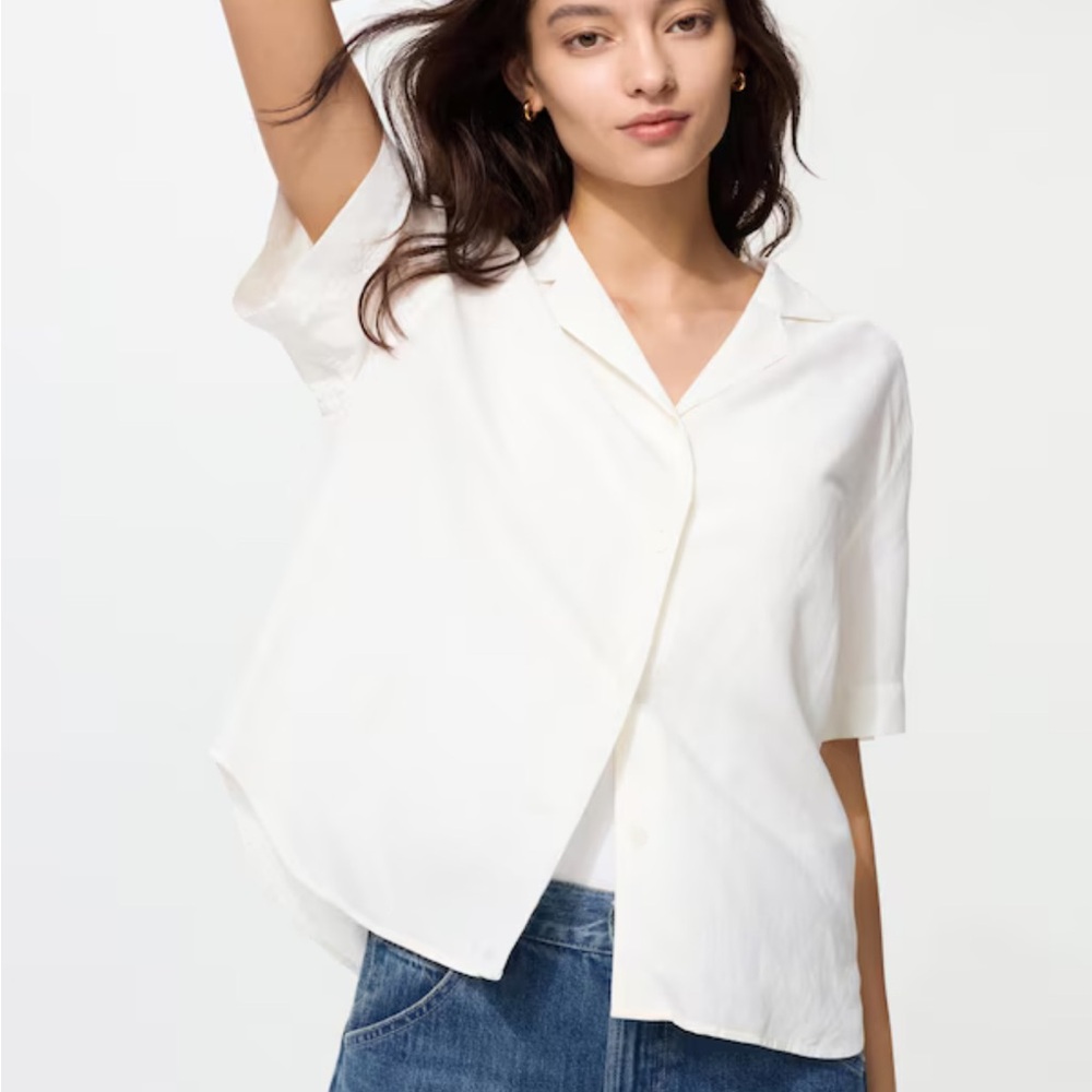 Uniqlo Linen Blend Button-Down - Picture 1 of 4
